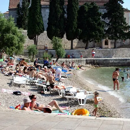 Triple Hvar 141a Pensionat 3*